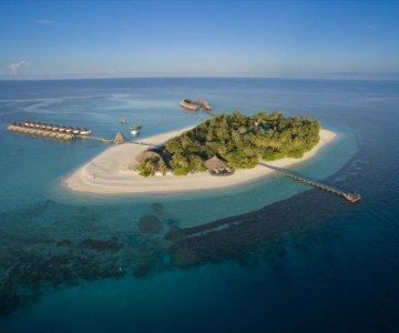 Angaga Island Resort