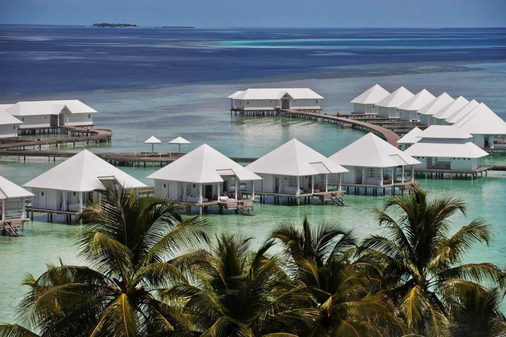 Diamonds Athuruga Maldives