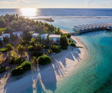 Holiday Inn Kandooma Maldivas