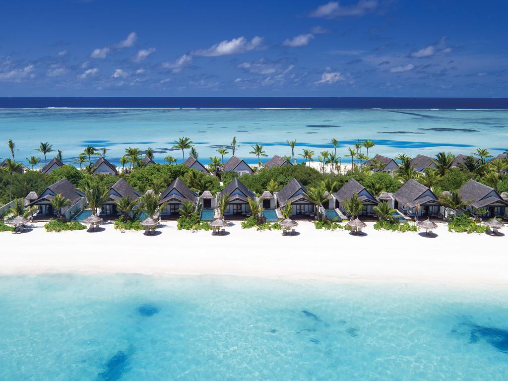 Ozen Atmosphere Maadhoo Maldives