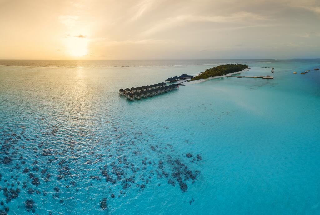 Summer Island Maldives Resort